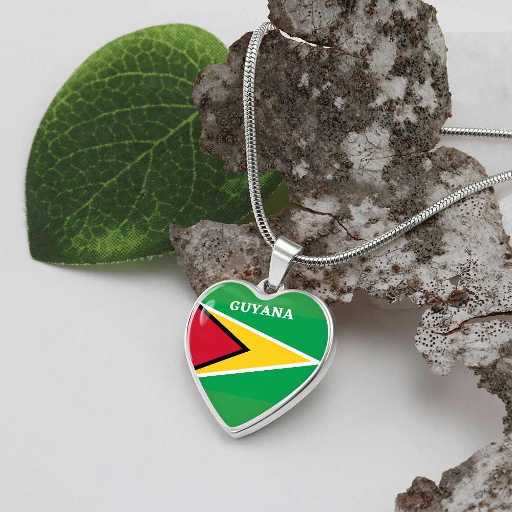 Guyana (Circle Necklace)